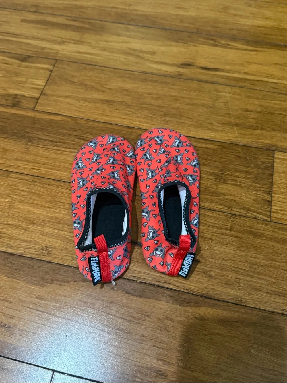 Toddler Shark Fish Flop Water Socks Size 9/10